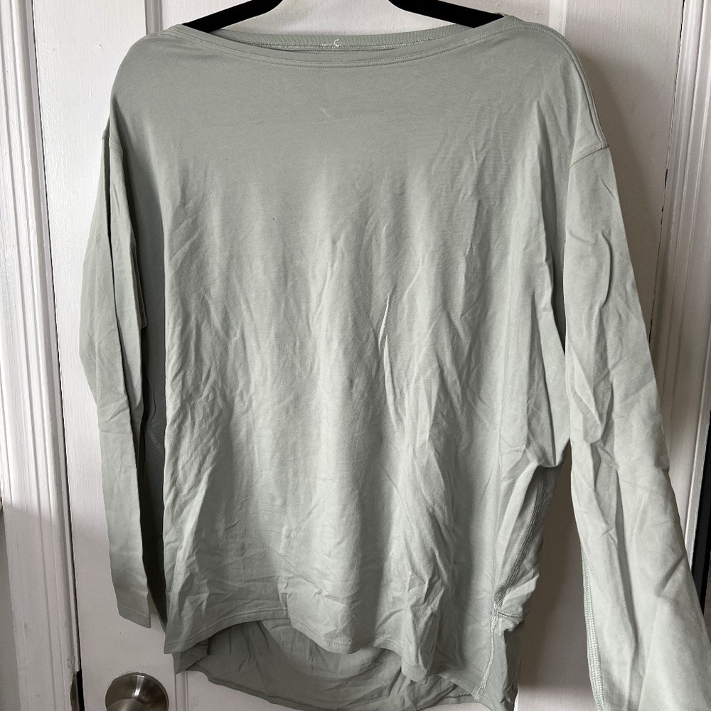 Lululemon Drop Shoulder Long Sleeve Shirt - 6 - Seafoam Green